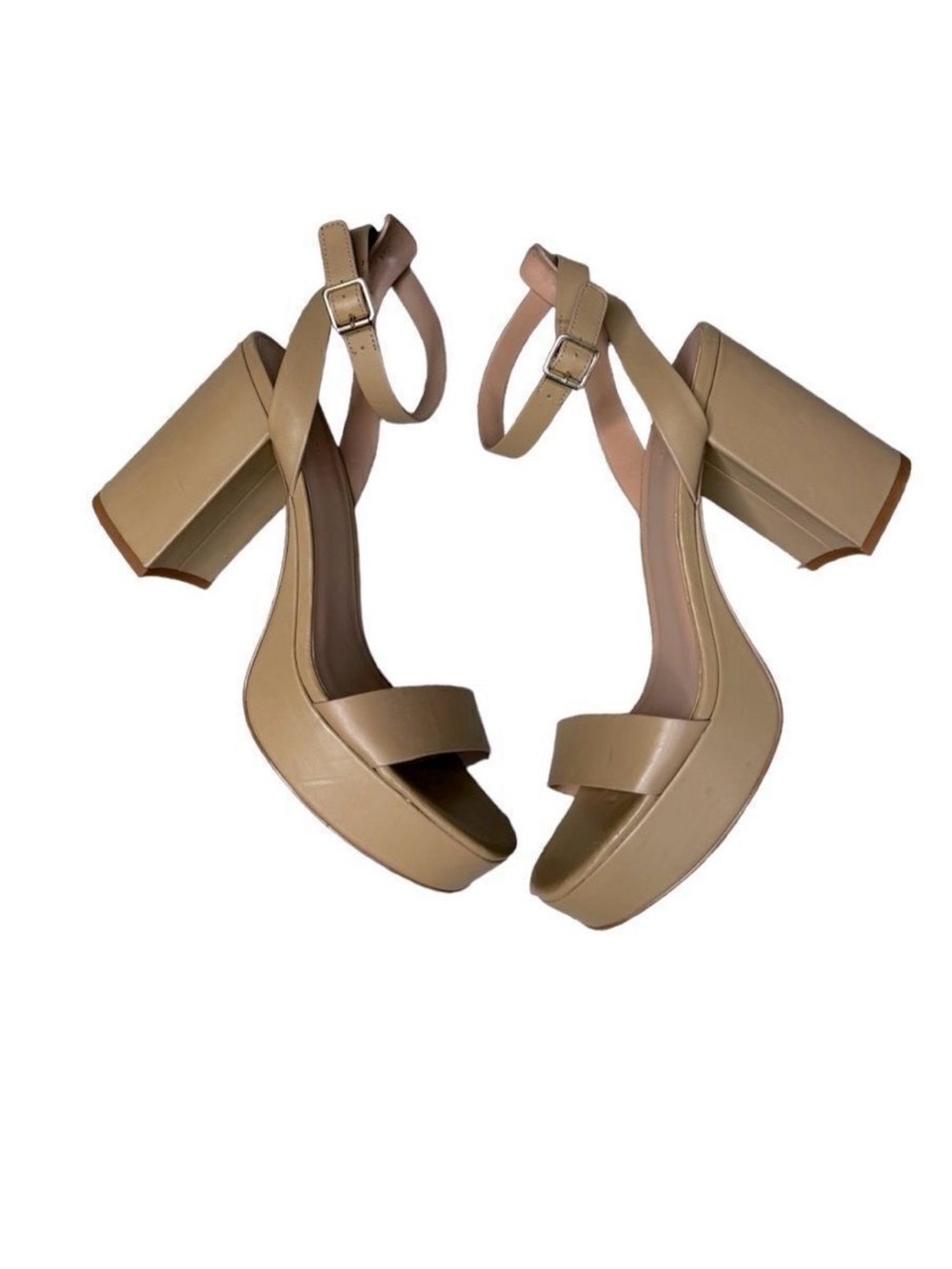 NWOT Nordstrom Noanita heeled platform sandals size 10
